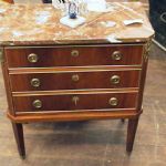 29 2201 CHEST OF DRAWERS